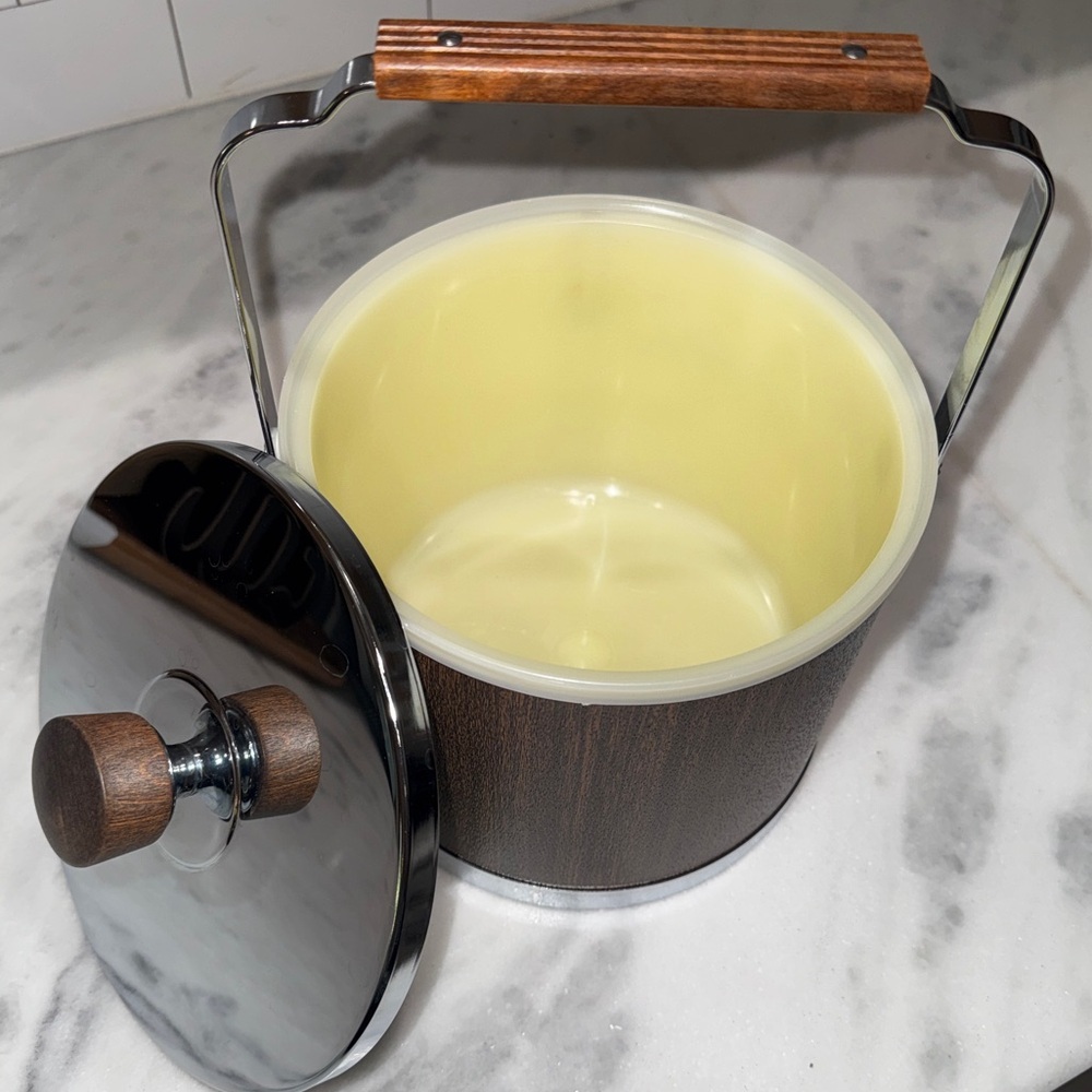 Vintage MCM Atapco Faux Wood Grain & Chrome Ice Bucket - Picture 3 of 7